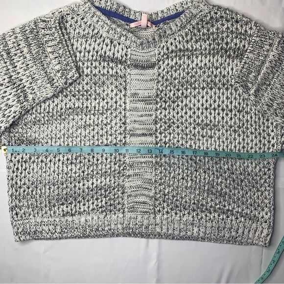 VICTORIA SECRET Chunky Knit Dolman Sweater - Picture 7 of 7